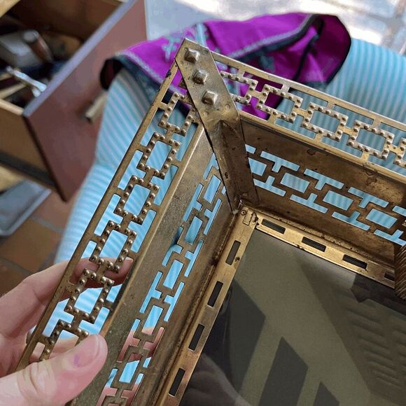 Vintage Framed Last Supper Lithograph Tray w/ Light Fixture – Gold Frame - Picture 9 of 10